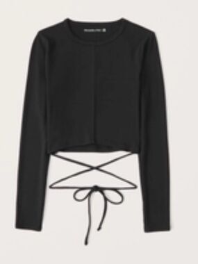 Abercrombie and Fitch Ribbed Black Long-Sleeve Cropped Top